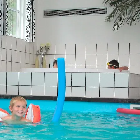 Nine-bedroom Holiday In 2 Holiday home Blavand