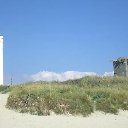Nine-bedroom Holiday In 2 Holiday home *