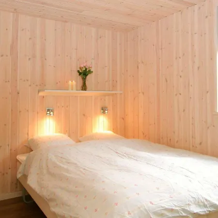 Nine-bedroom Holiday In 2 Holiday home Blavand