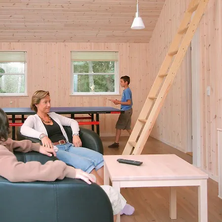 Nine-bedroom Holiday In 2 Holiday home Blavand